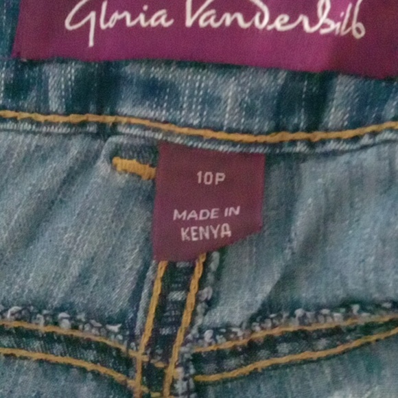 Gloria Vanderbilt Light Blue Cropped Jeans - Picture 6 of 7